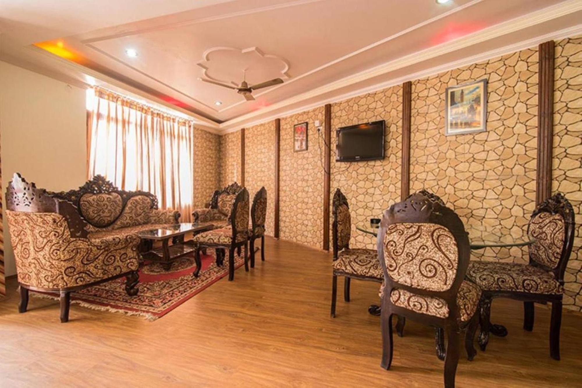 Moon Hotel Mallital, Near Nainital High Court Exteriér fotografie